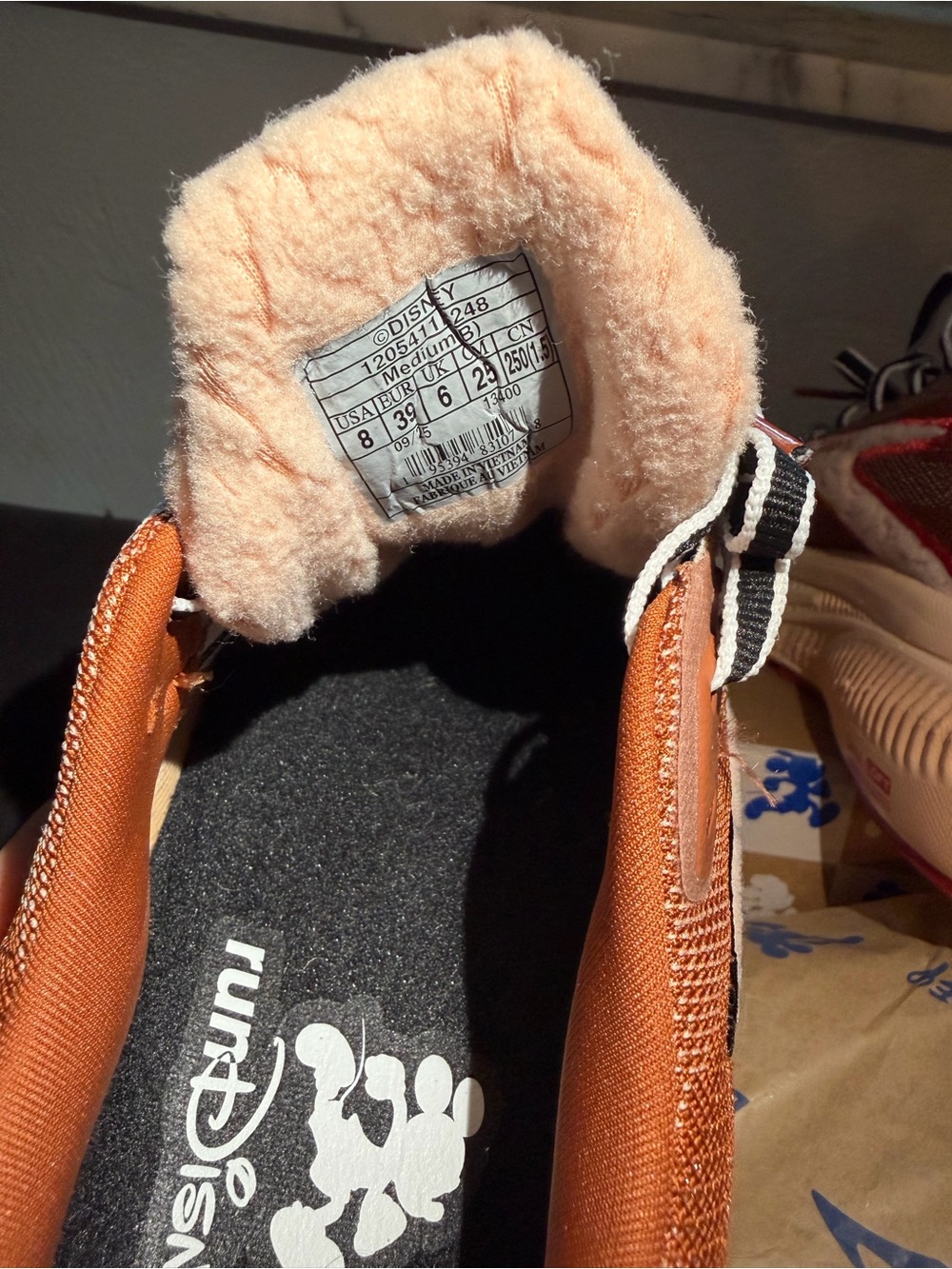 Brooks Chip 'n' Dale Running Shoes - Rust & Blush Pink - Picture 5 of 7